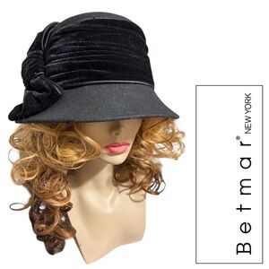 Betmar Black Velvet On Wool Hat
